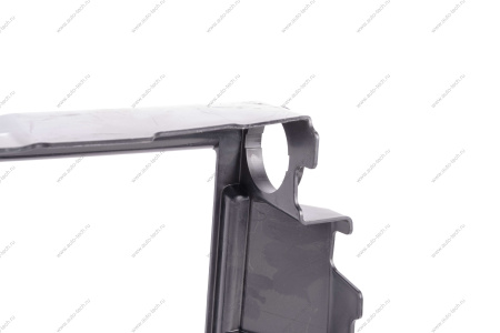 Щиток радиатора для авто с кондиц. (дефлектор) LADA Vesta Lada LADA 8450008157