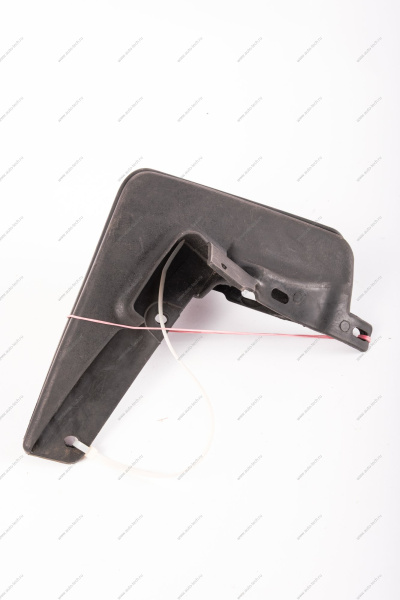 Брызговики ВАЗ 2170 Приора передние (2шт) LADA LADA 21700-8405513+12-00