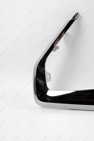 Молдинг переднего бампера нижний левый (хром) LADA Vesta SW Cross FL Lada LADA 8450041565