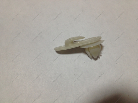 Пистон ВАЗ-2105 крепления обивки двери LADA 21050-6102053-00 Пистон ВАЗ-2105 крепления обивки двери LADA 21050-6102053-00