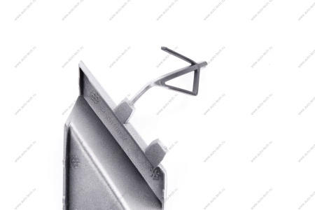 Крышка окна под переднюю буксирную проушину в цвет 691 Платина (Серебристый)LADA Vesta FL Lada LADA 8450040057-691