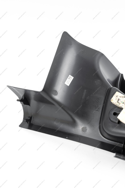 Облицовка Lada Vesta порога пола задняя правая (внутр.) (пластик) Lada LADA 8450007255