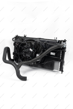 Радиатор охлаждения ВАЗ-2190/Datsun 2015- + рад.конд. с 1 эл. вент.и патрубками МКПП н/о в сборе Lada LADA 8450110795