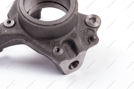 Кулак поворотный правый RENAULT Duster Renault RENAULT 8201698229