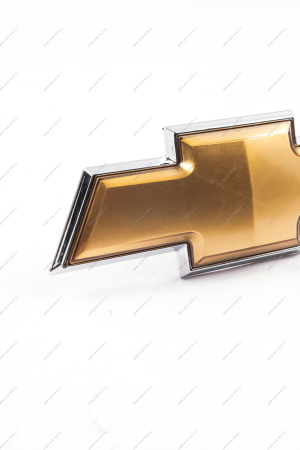 Заводской знак ВАЗ-2123 решетки радиатора (бертоне) н/о Lada LADA 21230821206000