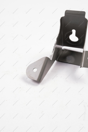 Кронштейн крепления переднего буфера капота левый (FL) LADA GRANTA 2018- Lada LADA 8450104271