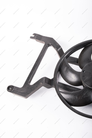 Вентилятор охлаждения с кожухом без кондиц. LADA Largus/Лада Ларгус Lada LADA 214812180R