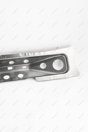 Усилитель порога ВАЗ-2110/2170 правый (белый) Kamaz KAMAZ 21100540110263