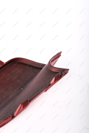 Крышка окна под переднюю буксирную проушину Lada Vesta SW Cross крашенная 195 Сердолик (красный) Lada LADA 8450031005-195