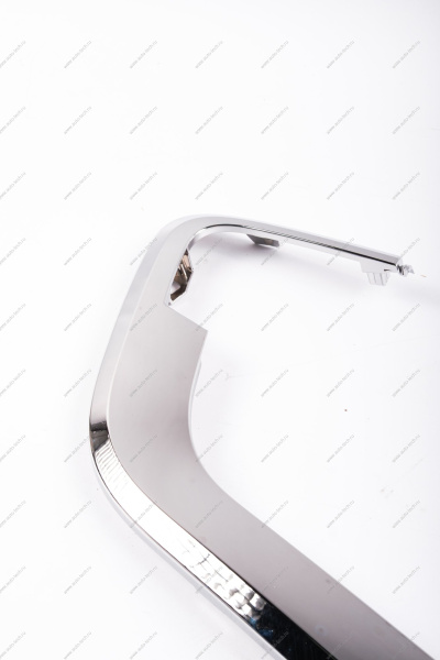 Молдинг переднего бампера нижний левый хром LADA XRAY (СЭД) Lada LADA 8450022866