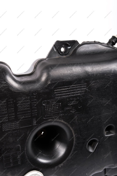 Бак топливный инжекторный пластик без ЭБН LADA Largus (р3м,р4м) ( без упаковки) Lada LADA 8450009499