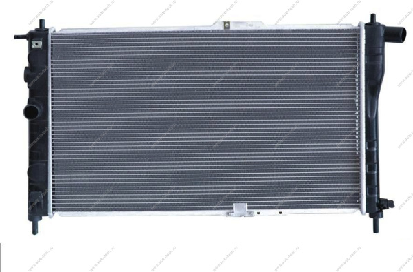 DAEWOO Nexia N-100/N-150 Радиатор охлаждения М/Т Luzar  96144847