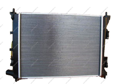 Радиатор охлаждения А/Т Кiа Rio 2015-2017 Nissens Nissens 66757