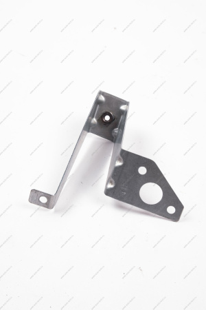 Кронштейн левого крыла Datsun боковой Nissan DATSUN 631415PA0C