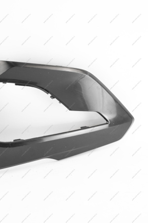 Накладка переднего бампера левая с отверстием под датчик слепой зоны под покраску LADA Vesta SW Cross FL Lada LADA 8460010250