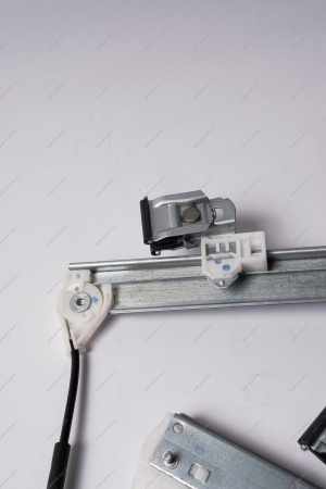 Электростеклоподъемник ВАЗ -21214 передней двери левый Lada LADA 8450087049