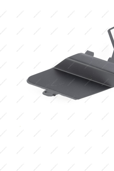 Крышка окна под переднюю буксирную проушину LADA Vesta FL Lada LADA 8450040057