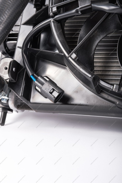 Радиатор охлаждения Lada Granta FL/ВАЗ-2190 2015- в сборе МКПП (c вентилятором для авто без кондиционера + патрубки) Lada LADA 8450110793