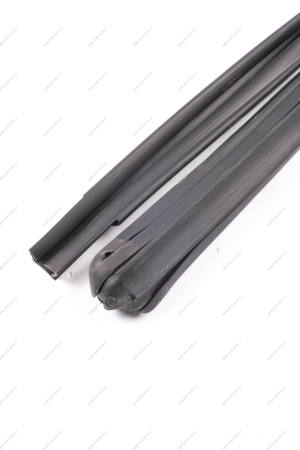 Уплотнитель стекла передней двери верхний левый ВАЗ-2123 Lada LADA 21230610329901