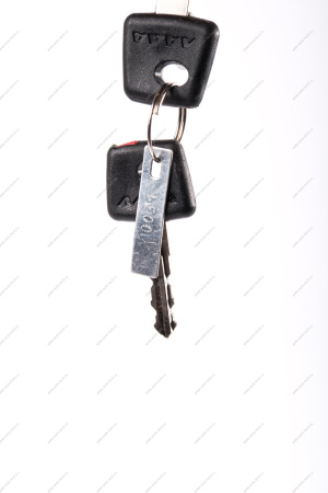 Замок зажигания LADA Granta с иммобилайзером. к-т поставки ( зам.зажиг, 2 ключа, 3-личинки ) ДААЗ LADA 11180610500620