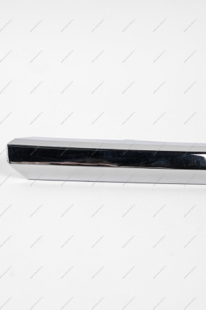 Молдинг переднего бампера верхний правый (хром) LADA Vesta FL/ Vesta SW Cross FL Россия Россия 8450040050