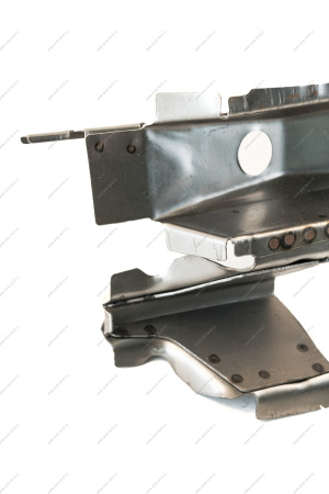 Поддомкратник ВАЗ-2121 передний левый в сборе Kamaz KAMAZ 21210-5101343-63