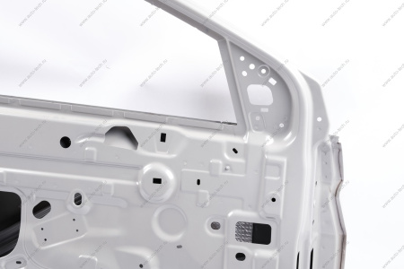 Дверь передняя левая LADA ISKRA Lada LADA 8460018637