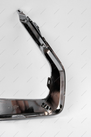 Молдинг переднего бампера нижний правый хром.LADA XRAY (СЭД) Lada LADA 8450022865