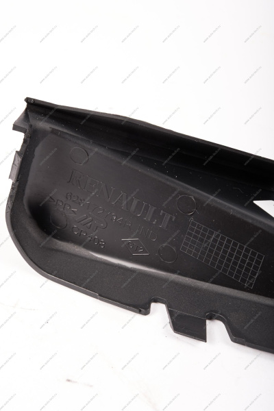 Дефлектор радиатора Renault Duster 2010-2021 Renault RENAULT 628172734R