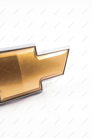 Заводской знак ВАЗ-2123 решетки радиатора (бертоне) н/о Lada LADA 21230821206000