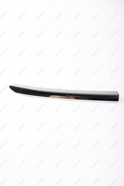 Молдинг переднего бампера верхний правый хром LADA Xray /Xray Cross Lada LADA 8450022863