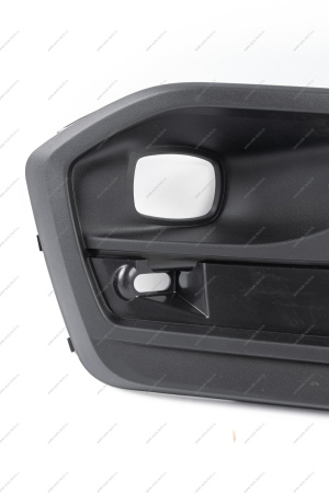 Облицовка ПТФ правая LADA Vesta FL Lada LADA 8450040752