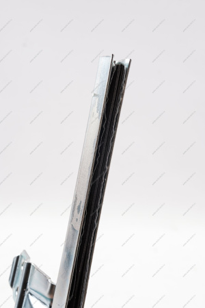 Обойма ВАЗ-2101 опускного стекла передняя/задняя левая АвтоВАЗ LADA 21010-6203221-00