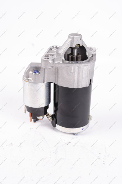 Стартер LADA Largus 8 кл двигат K7M Renault RENAULT 8200815083