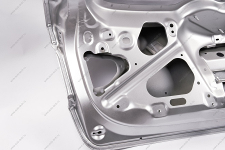 Дверь задка в цвет 691 Платина (Серебристый) LADA Vesta SW Cross FL (универсал) Lada LADA 8450013788-691