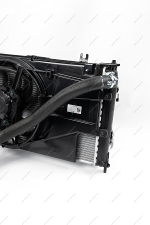 Радиатор охлаждения ВАЗ-2190/Datsun 2015- + рад.конд. с 1 эл. вент.и патрубками МКПП н/о в сборе Lada LADA 8450110795