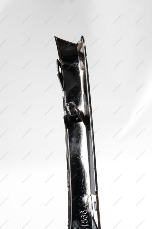 Молдинг LADA Vesta SW Cross FL переднего бампера нижний правый (хром Lada LADA 8450041566