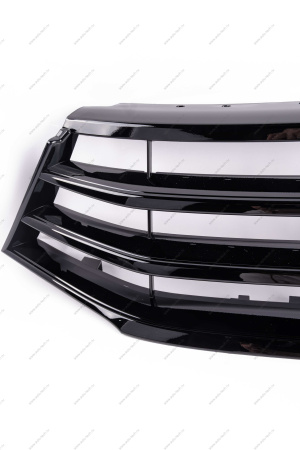 Решетка радиатора LADA Vesta SW Cross (накладка) глянцевая Lada LADA 8450030181
