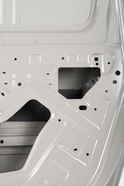 Дверь задняя правая без окна (глухая) (с отв. под молдинг , с отв. под личинку)LADA Largus Lada LADA 821006680R