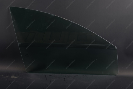 Стекло LADA Vesta опускное передней двери правое тонирован (Tinted) Lada LADA 8450045190