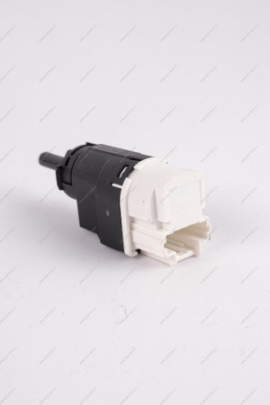 Крыло RENAULT Logan/Рено Логан переднее левое с отв. под повторит 2014- Gamma GAMMA A473BLH