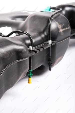 Бак топливный инжекторный пластик в сборе с ЭБН LADA Largus (р3м,р4м) ORIGINAL Lada LADA 8450009499