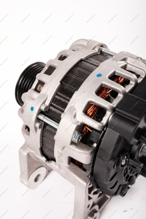 Генератор LADA Largus 90A 14V Renault RENAULT 231006005R