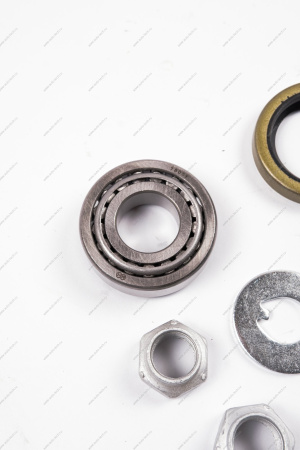 Подшипник ступицы ВАЗ-01-07 (комп. 2шт.+сал.+ гайки) (фирм. упак. ORIGINAL) Lada LADA 21010310180086