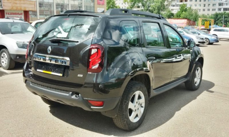 Бампер передний RENAULT Duster крашеный ТЧерная жемчужина 676 без отв под птф 2010-2014 Api Api 620220025R-676