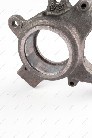 Кулак LADA Largus поворотный левый с АБС 100мм нов.обр. под болт D10мм Renault RENAULT 400155938R