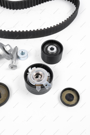 Ремень ГРМ + 2 ролика Lada Largus 16кл 105лс. (Gates K035671XS) Gates K015671XS