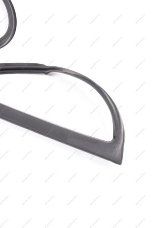 Уплотнитель стекла ВАЗ-2123 окна боковины правый Lada LADA 21230540312201