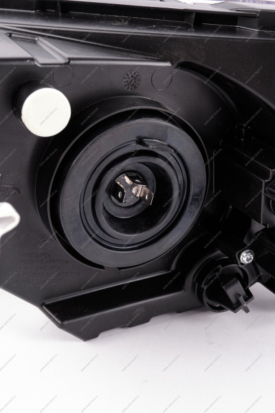 Фара правая под гидрокорректор (FL) LADA GRANTA 2018- ORIGINAL Lada LADA 8450100856