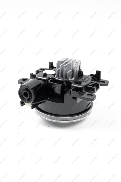 Фара противотуманная правая LЕD (с подсветкой поворота) LADA Vesta NG ORIGINAL (Valeo) (MADE IN BELGIUM) Lada LADA 8450047256